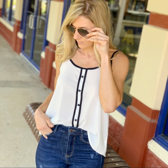 ✨LAST ONE✨Breezy Summer Days Sheer Tank-Ivory/Navy - Picture 5 of 7